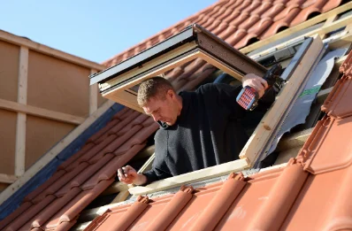 Pose de fenêtres de toit Velux à Levaré